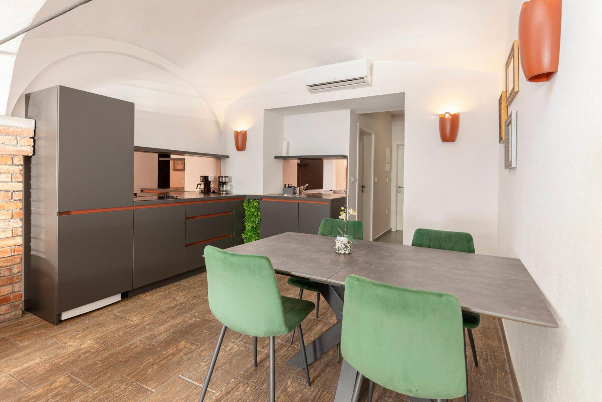 Aroma Apartments Ljubljana Eksteriør bilde